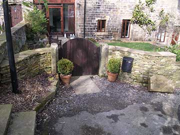 Garden walls, Townhead